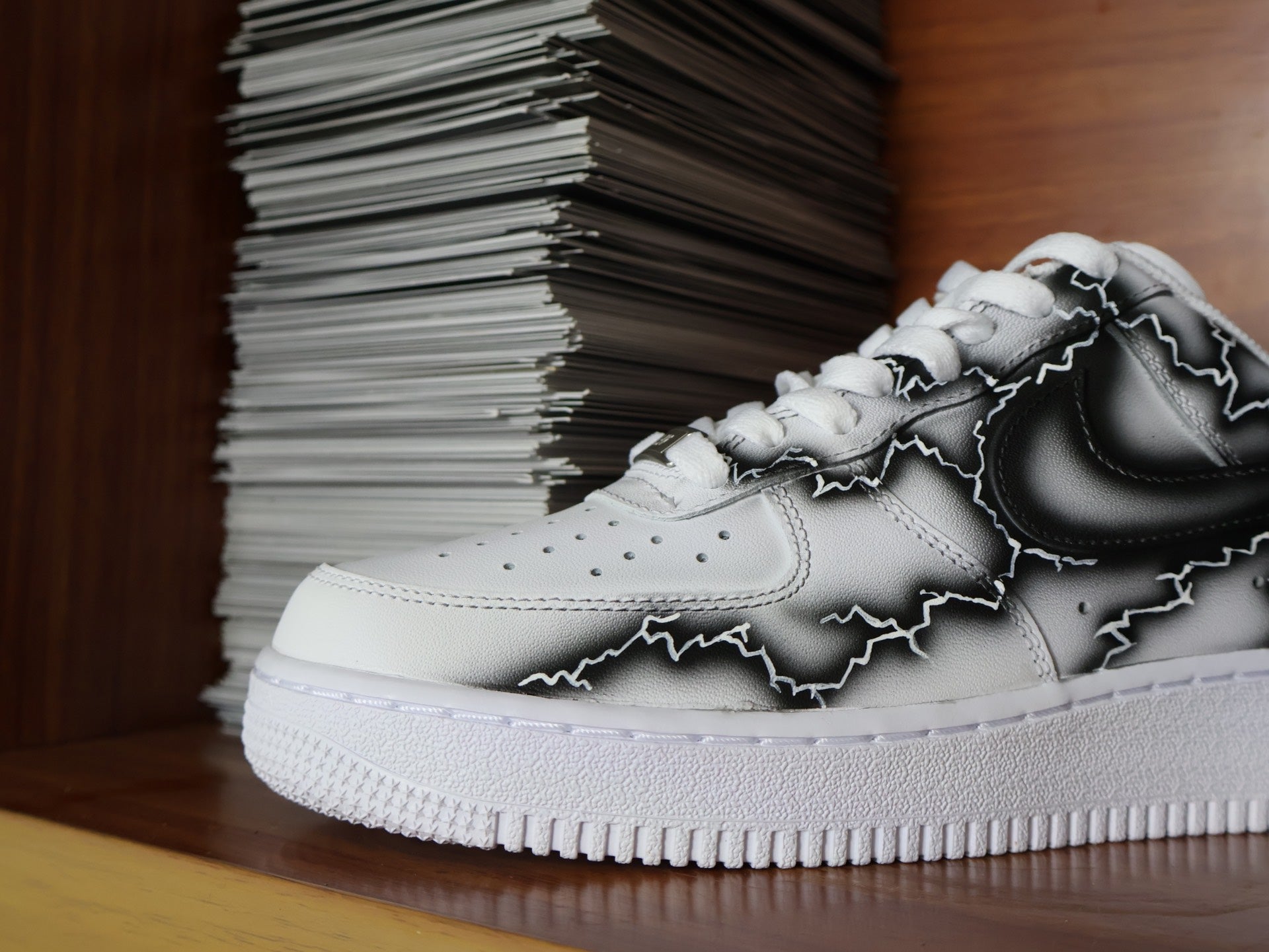 Custom Air Force 1 White Black Lightning Pattern