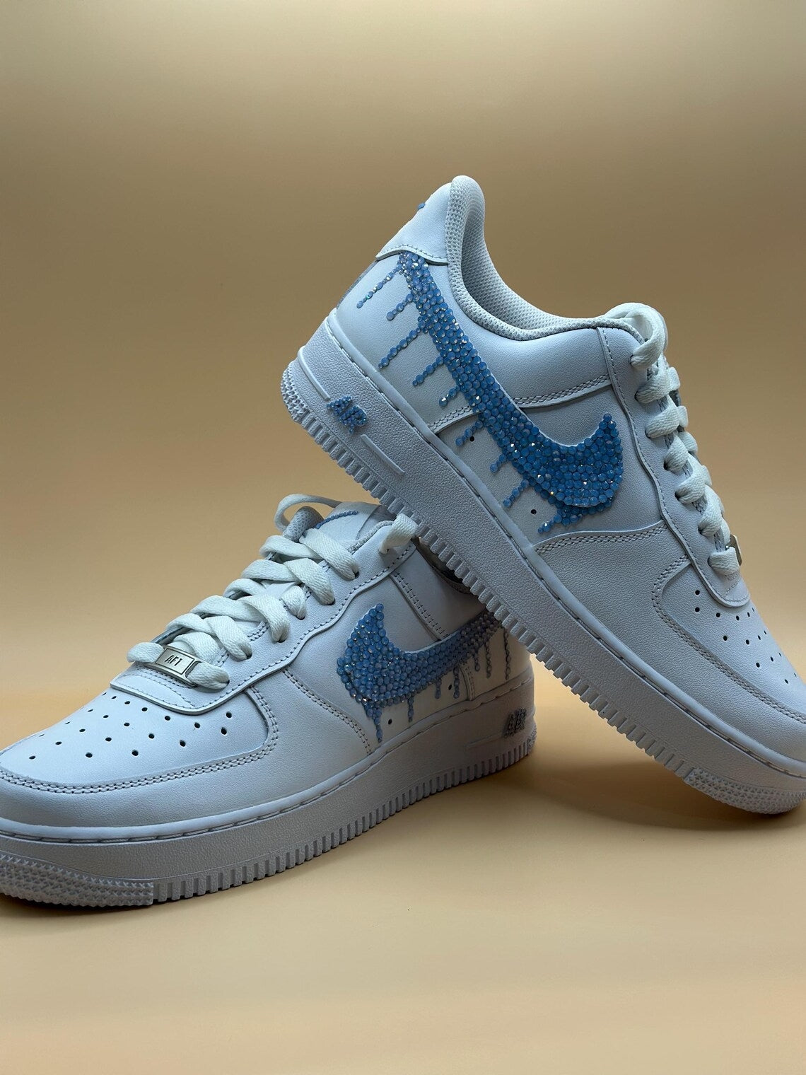 Custom Air Force 1 White Blue Dripping Rhinestones-shecustomize