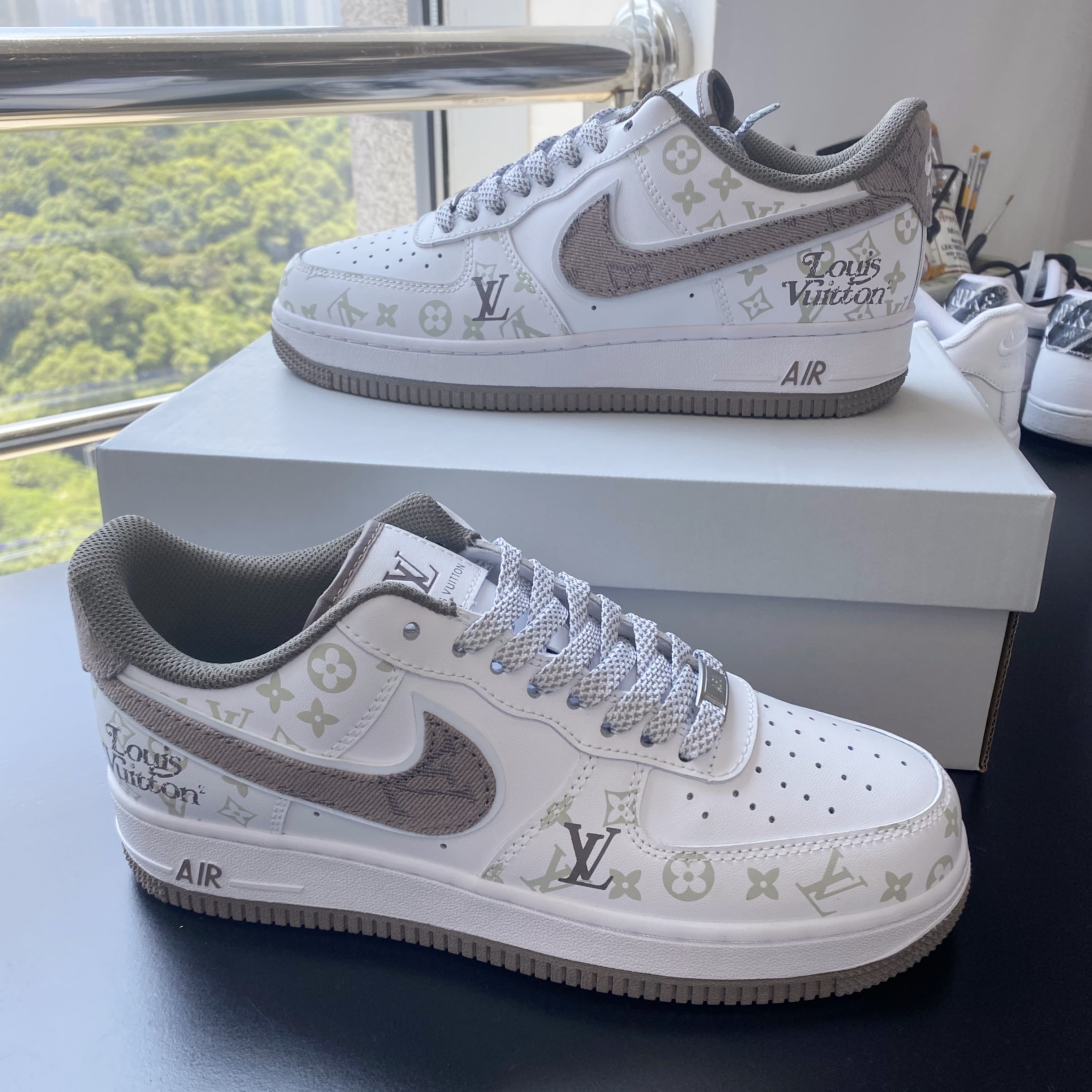 Custom Air Force 1 White Khaki LV Logo