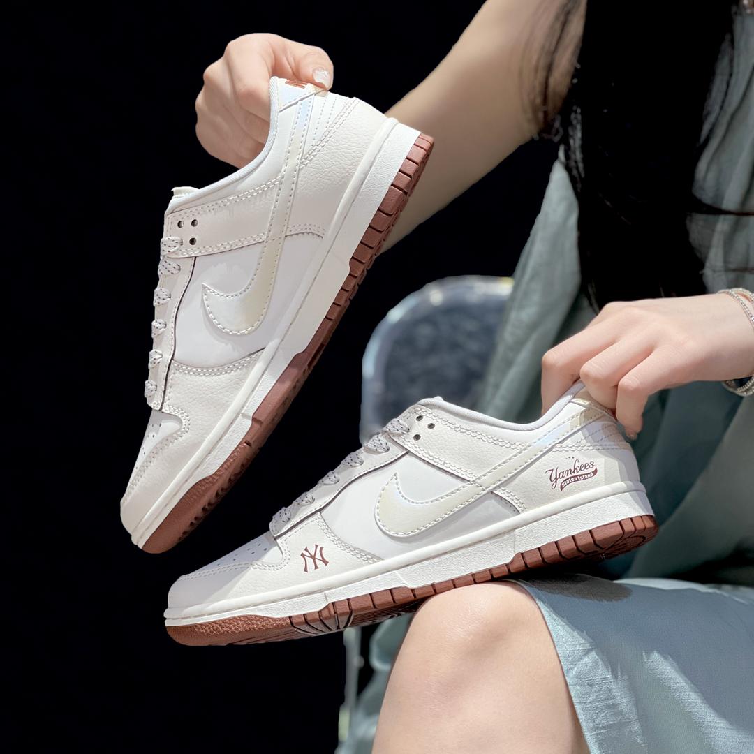 Off White NY Custom Nike Dunk-shecustomize