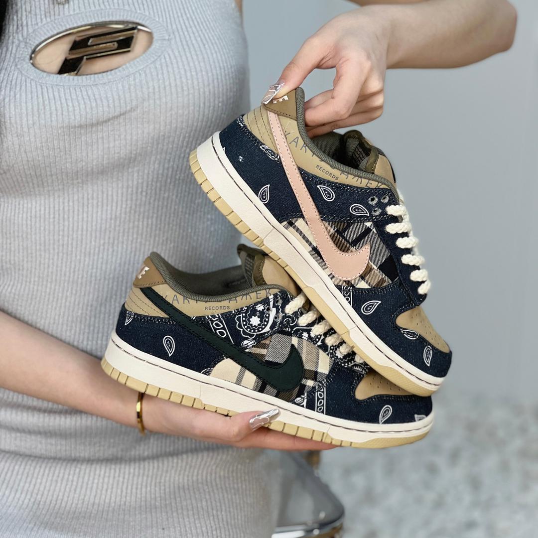 Paisley Black Brown Custom Nike Dunk-shecustomize