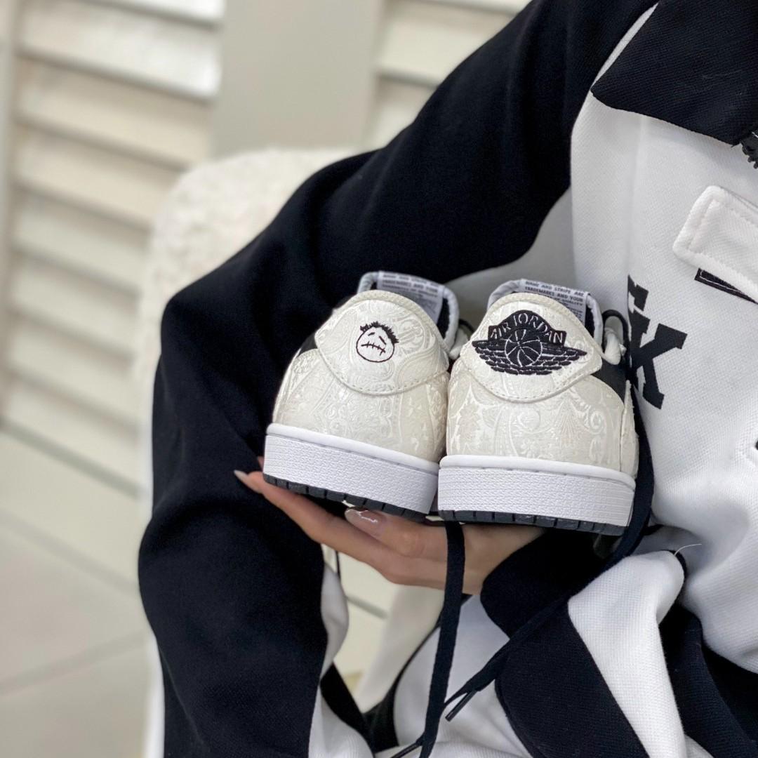 TravisScott White Black Custom Air Jordan 1 Low-shecustomize