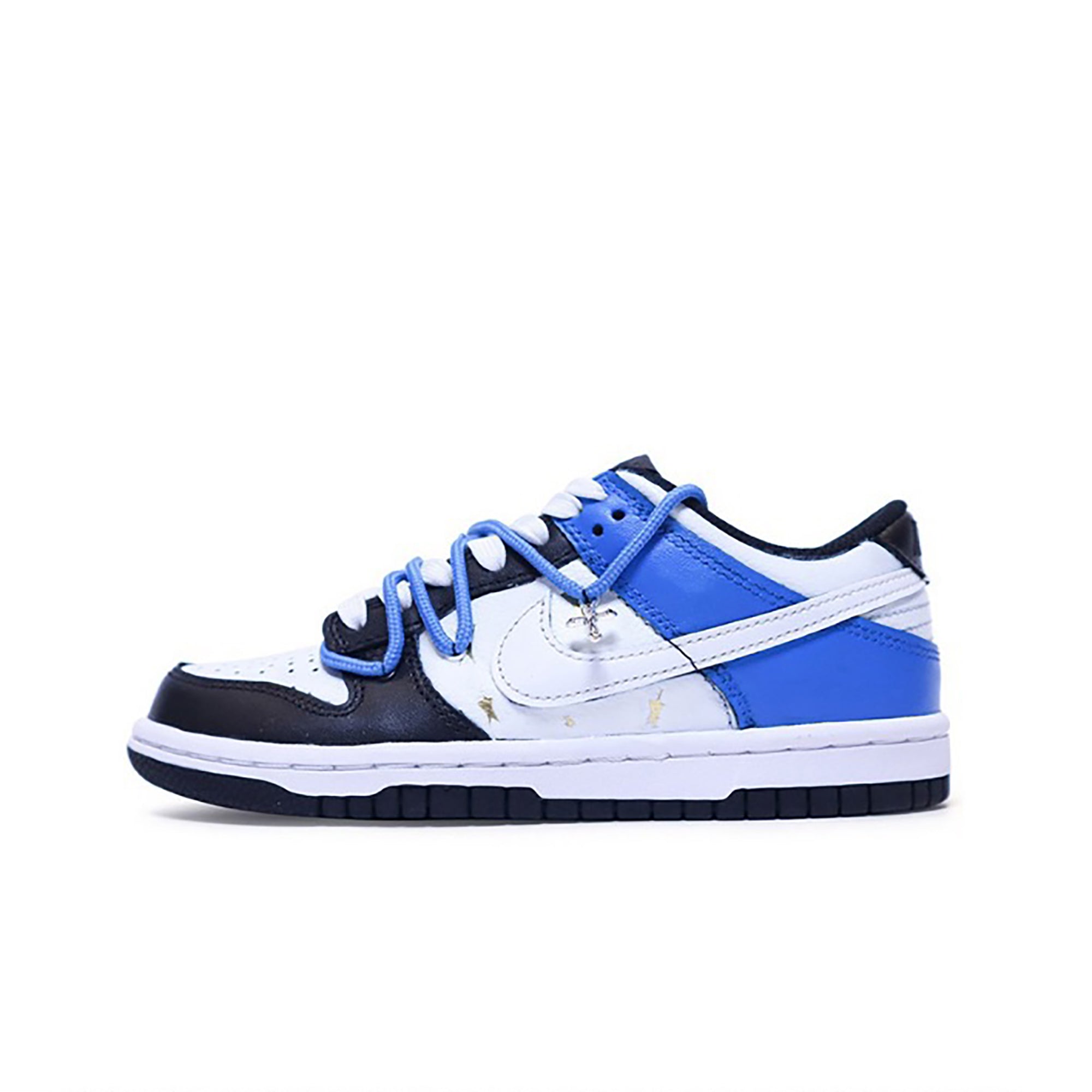 Travis Scott Black Blue White Custom Nike Dunk-shecustomize