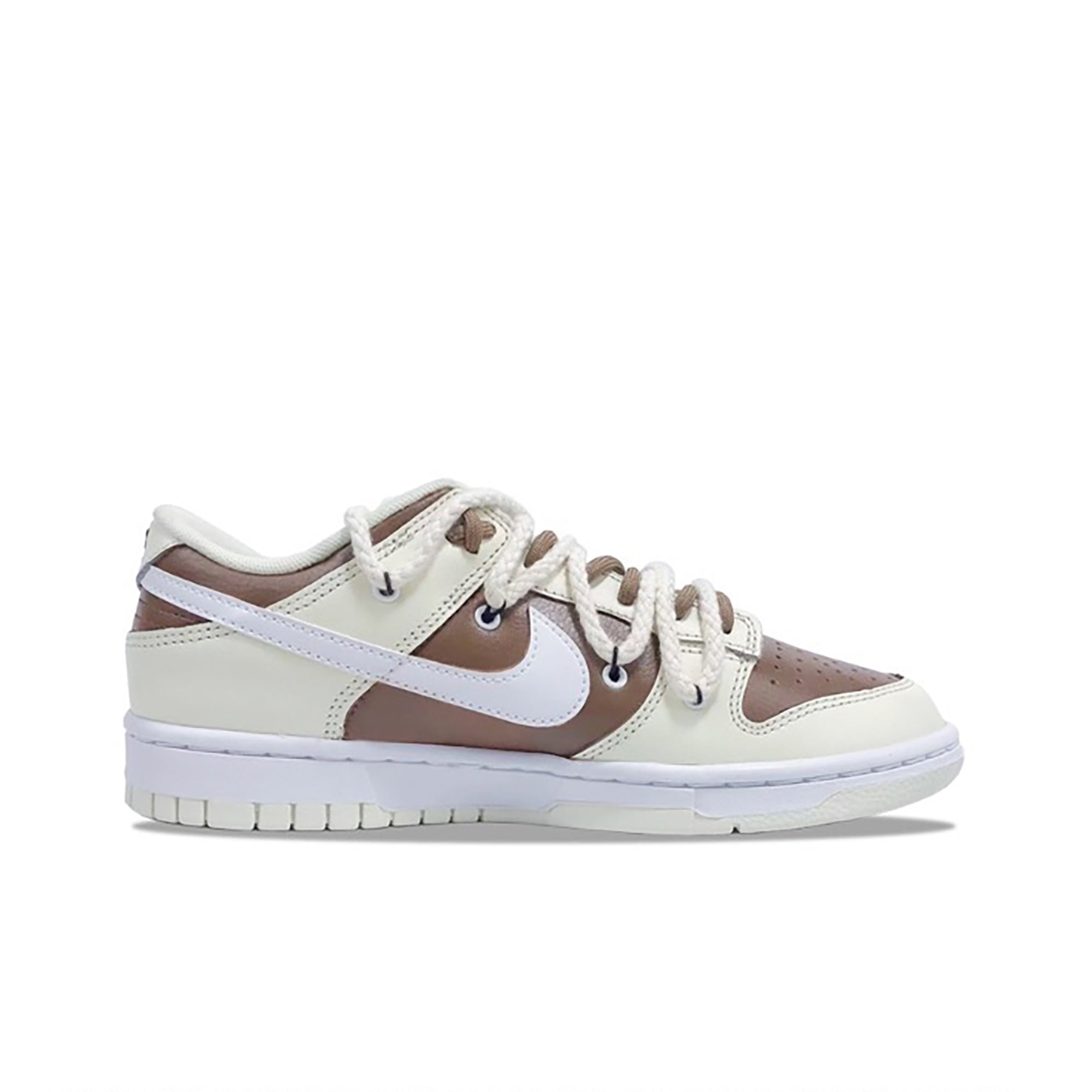 Travis Scott Mocha Custom Nike Dunk-shecustomize