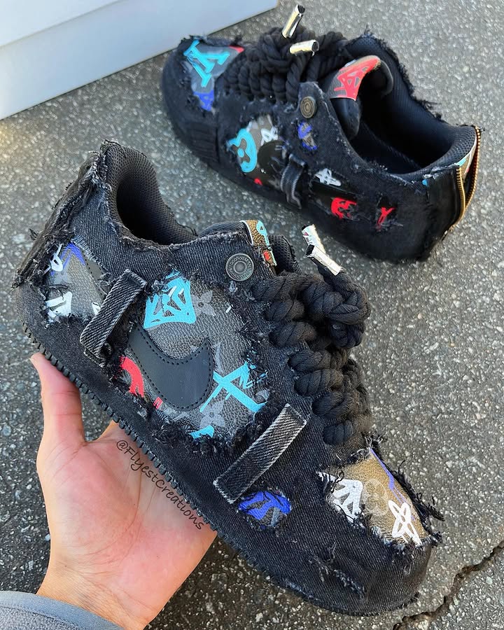 Hand Painted Distressed Black Custom Air Force 1-shecustomize