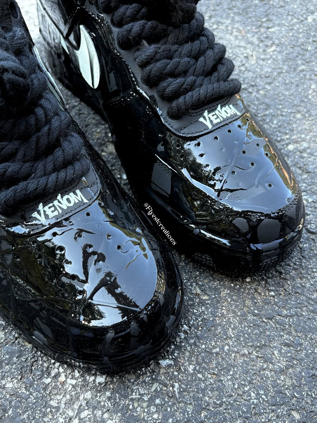 Hand Painted Black Venom Custom Air Force 1 Sneakers-shecustomize