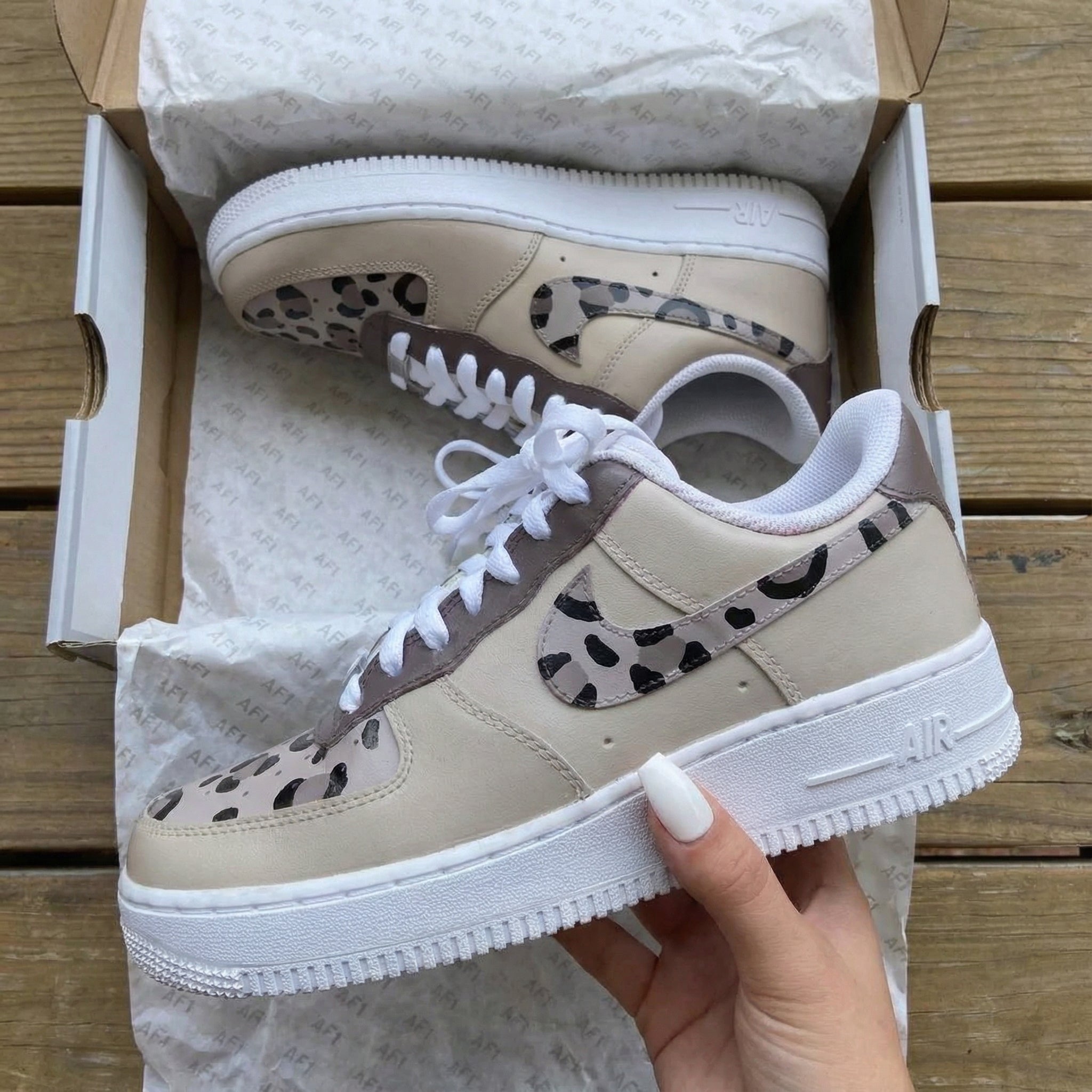 Beige Leopard Print Custom Air Force 1-shecustomize