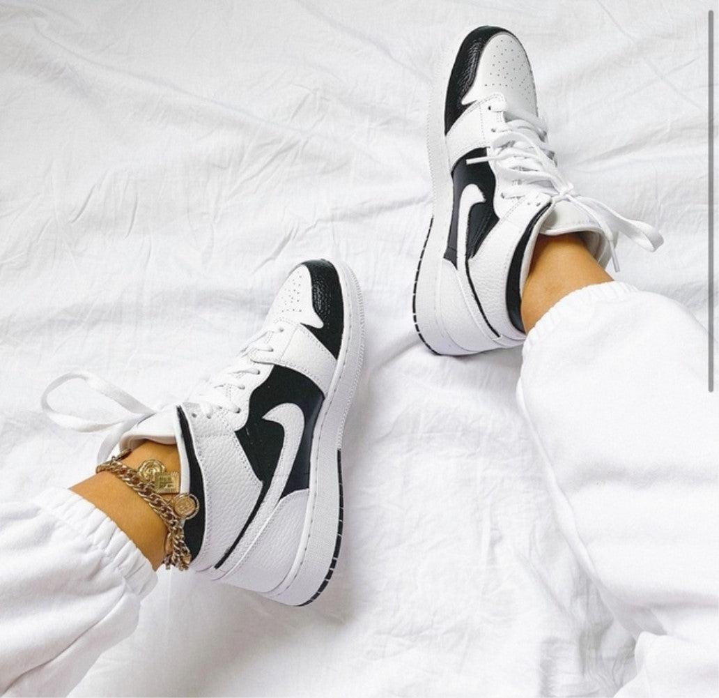 Black White Swoosh Custom Air Jordan 1-shecustomize