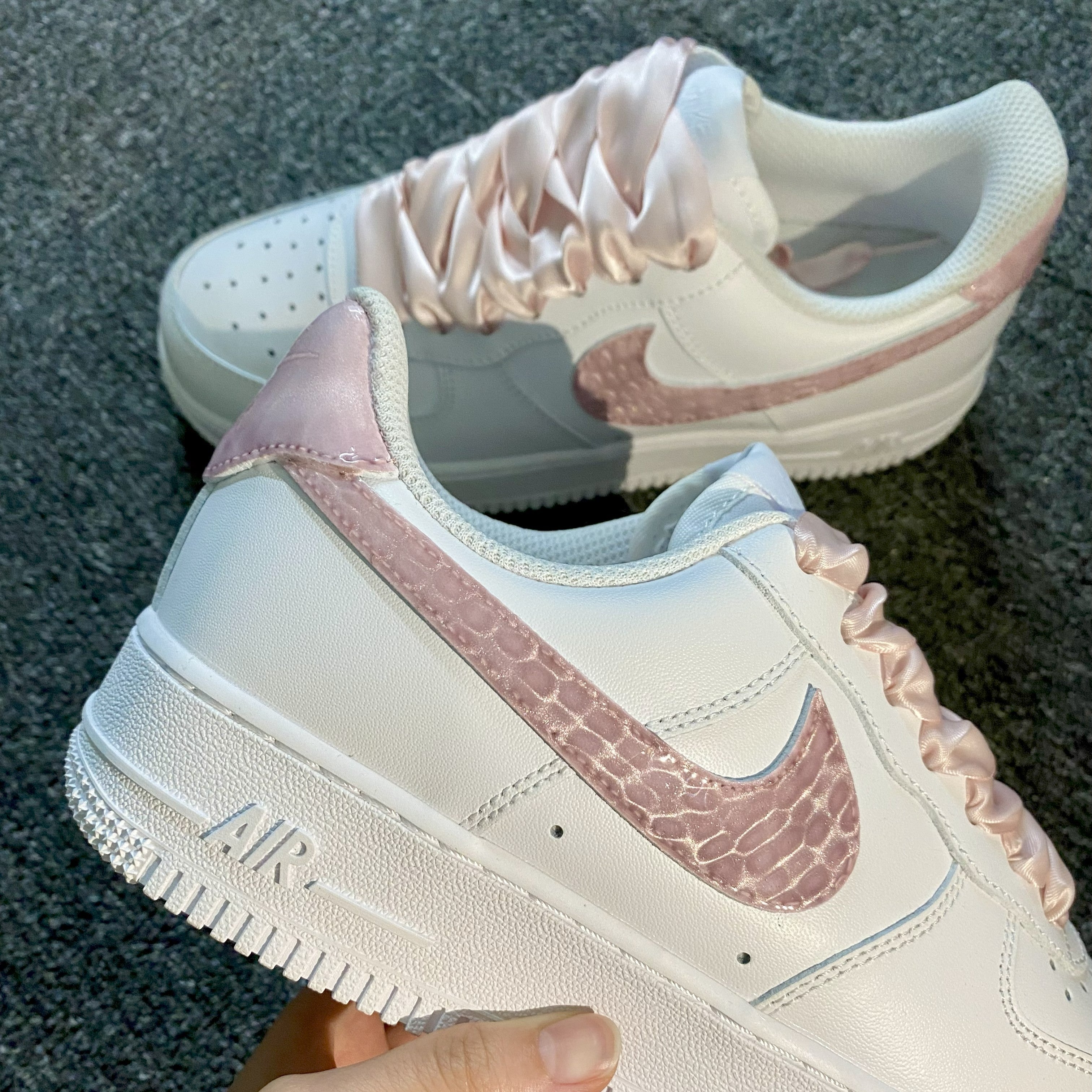 Custom Air Force 1 White Baby Pink Crocodile Pattern