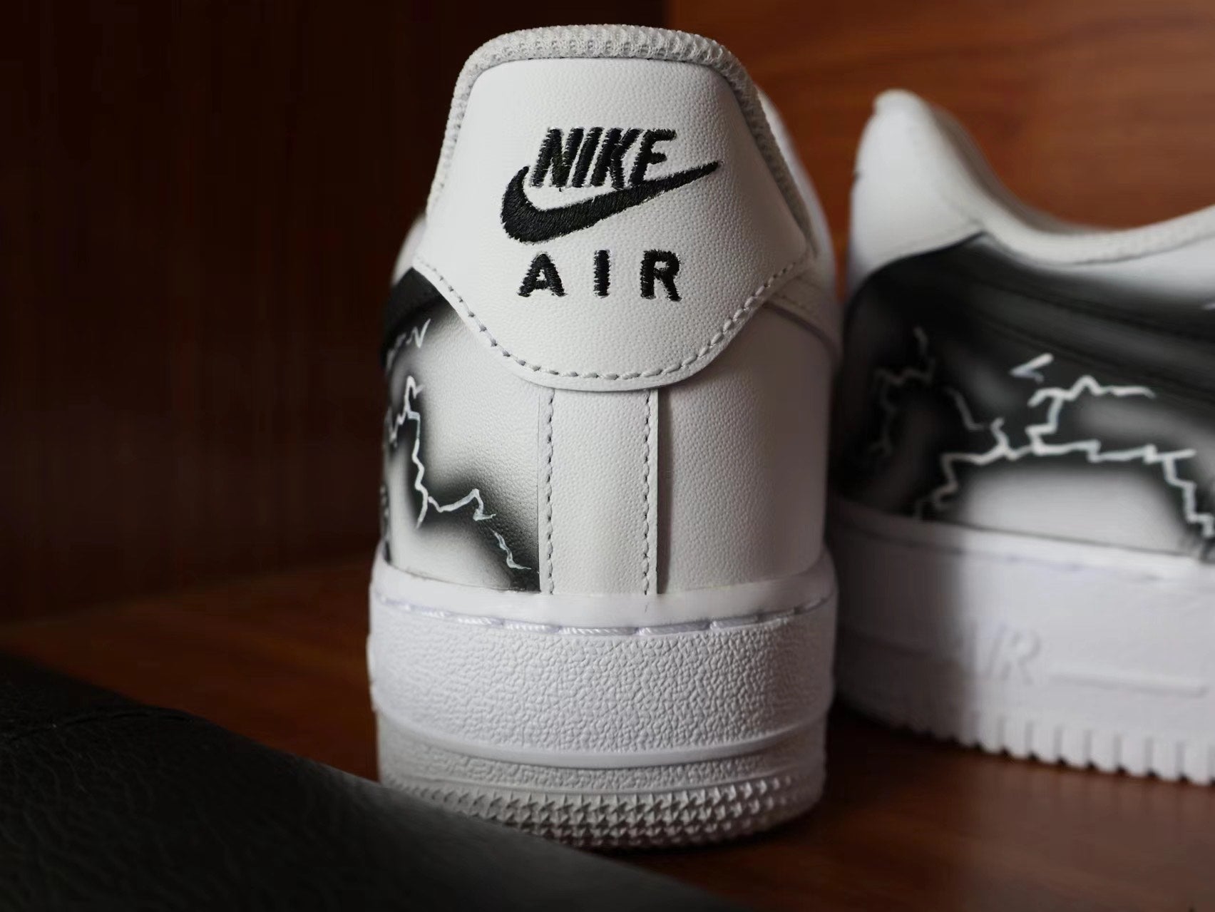 Custom Air Force 1 White Black Lightning Pattern
