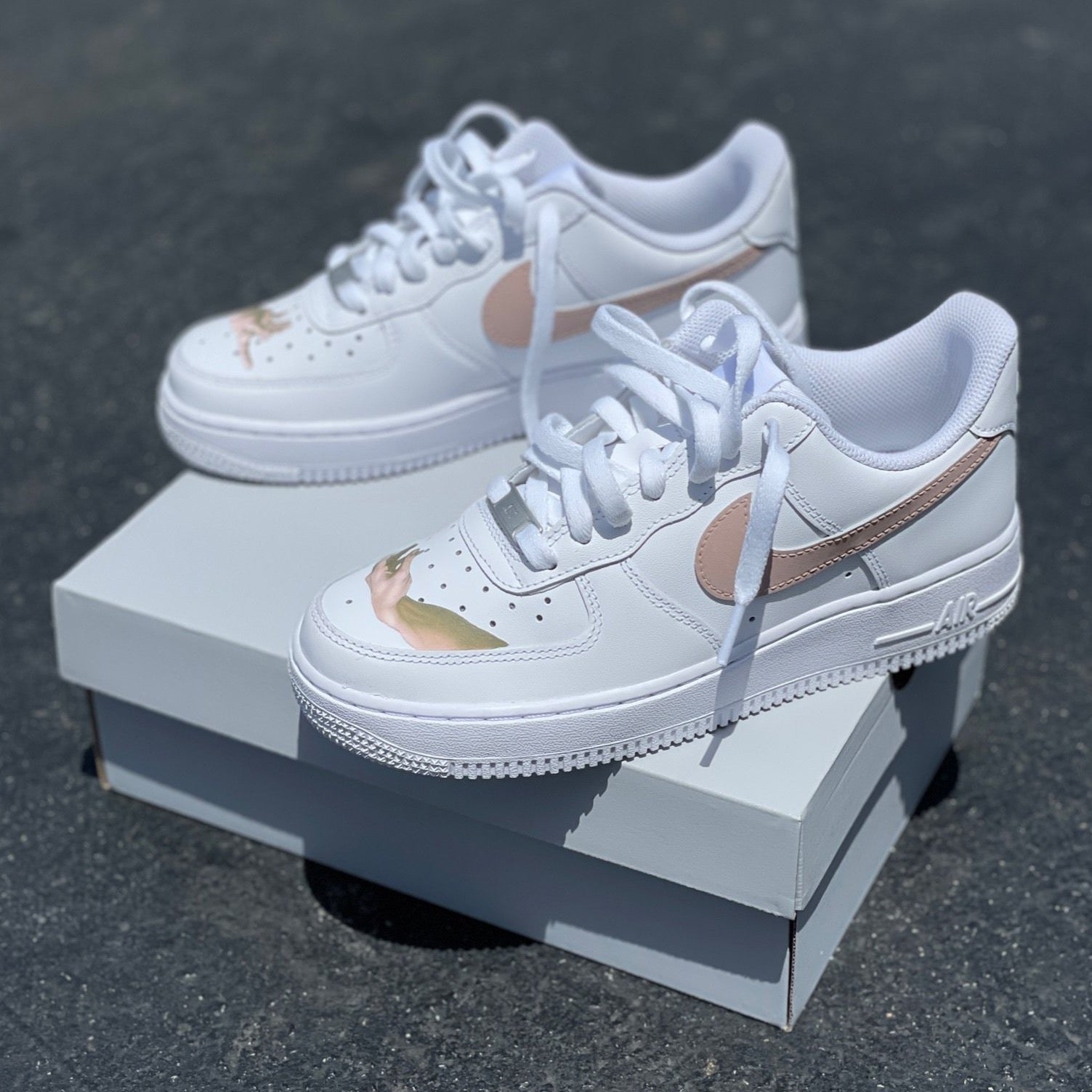 Custom Air Force 1 White With Beige HAnd - painted Pattern-shecustomize