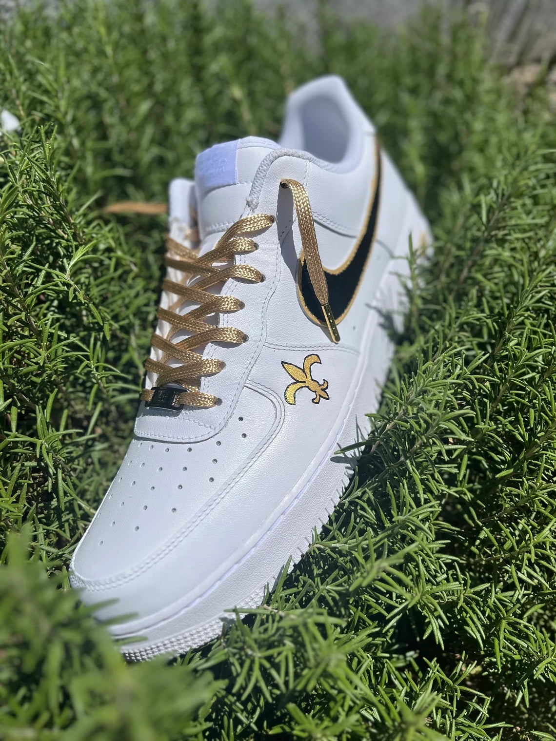 Custom Air Force 1 White With Black And Gold Accents Fleur - de - Lis Design-shecustomize