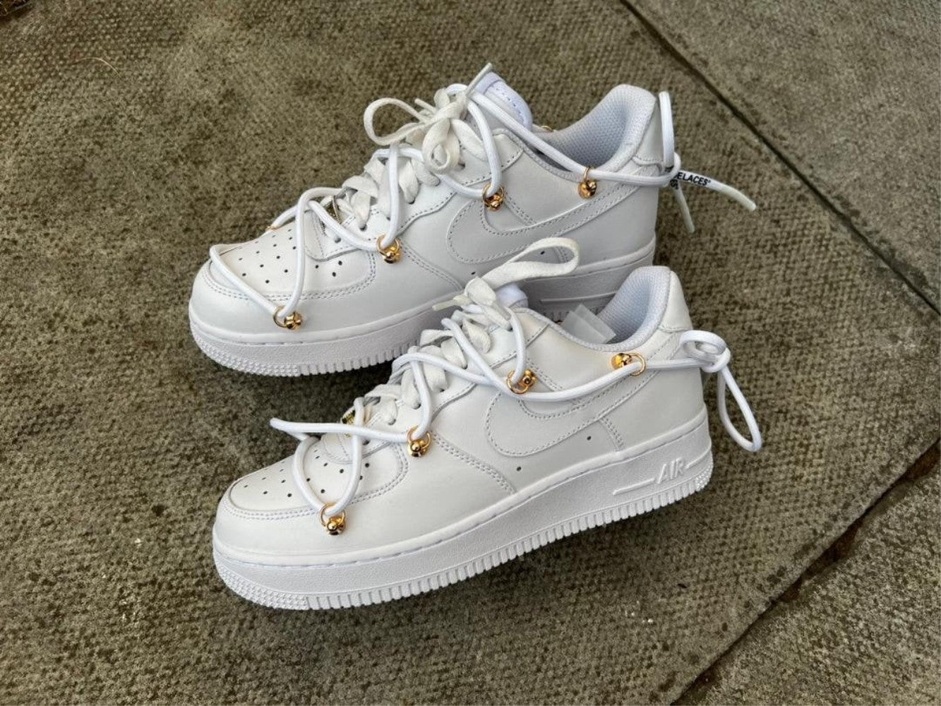 Deconstructed Shoelaces Custom Air Force 1 â SHECUSTOMIZE