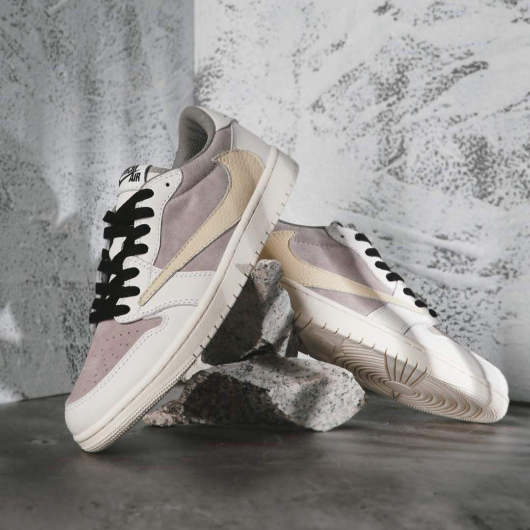 Travis Scott Beige White Custom Air Jordan 1 – SHECUSTOMIZE