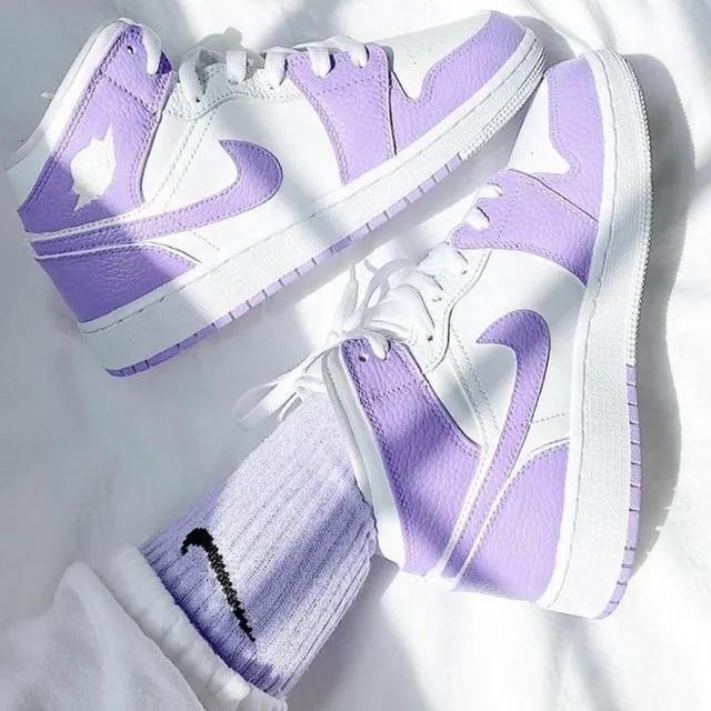 Custom Air Jordan 1 Lavender - shecustomize