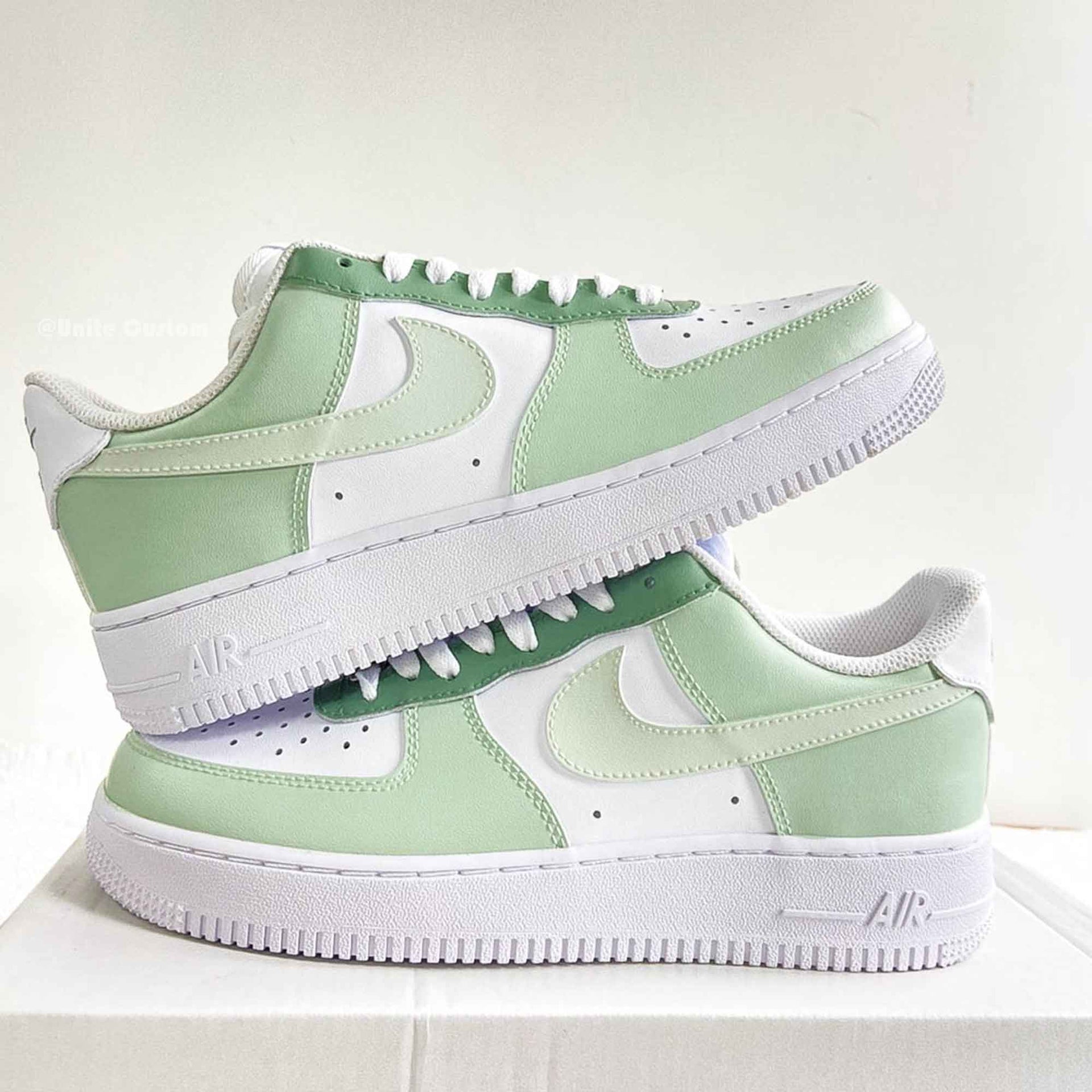 Green Custom Air Force 1 – SHECUSTOMIZE